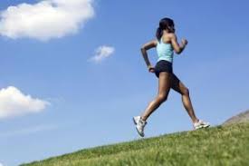 Learning How To Run Hill Repeats Has Many Benefits Running Hills Learn To Run Hill Workout