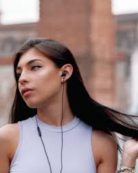 ULIX Rider USB C Headphones, 5 Years Warranty, Magnetic USB-C Earbuds for  iPhone 16 15 Pro Max Plus Samsung Galaxy S24 S23 Ultra S22 S21 FE S20 Z  Flip 3 Fold 4