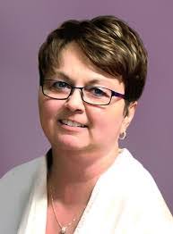 Claire Bissonnette's Instagram, Twitter & Facebook