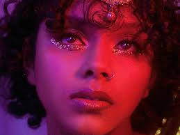 Artist Profile: Carrie Baxter