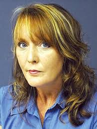 Samantha Perry's Instagram, Twitter & Facebook