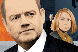 It employs 4500 people.new york times (nyt) is traded on new york stock exchange in usa. How New York Times Ceo Mark Thompson Is Ushering In A New Era In The Newsroom New York Magazine Nymag