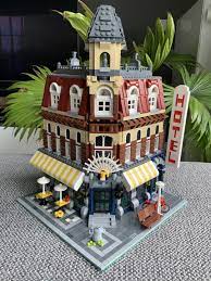Dettagli architettonici Café Corner