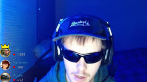 Faye Reeves🤍 (@fayereevesx) vysiela LIVE