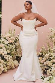 Simple elegant ball gown wedding dress with a sweetheart shaped neckline. 230 Best Strapless Wedding Dresses Ideas In 2021 Wedding Dresses Bridal Gowns Dresses