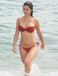 We would like to show you a description here but the site won't allow us. Flagra 30 Famosas De Biquini Na Praia Ponto Perdido