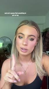 Erin Bauer's Instagram, Twitter & Facebook