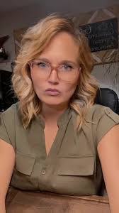 Jessica Dilworth's Instagram, Twitter & Facebook