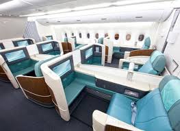 The 11 Best First Class Seats In The World And Their Ticket Price Beds Showers Designer Amenity Kits They Ha First Class Seats Korean Air Airplane Interior