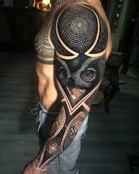 Instagram Tattoos 2019 Caption This Tattoo Cover Up Credits Abian La Best Sleeve Tattoos Epic Tattoo Arm Sleeve Tattoos