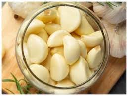 Eating just one clove of garlic on an empty stomach every morning will cure these diseases | रोजाना सुबह खाली पेट लहसुन की एक कली खाने को क्यों कहा जाता है? जानें