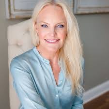 Marla Hamm's Instagram, Twitter & Facebook