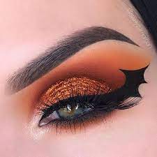 Unter mitarbeit der wikihow staff. Such A Great Idea Who Else Is Excited For Halloween As Much As I Am Swayzemorgan Jlpsoares Halloween Make Up Schminken Make Up Augen Augen Make Up Kunst