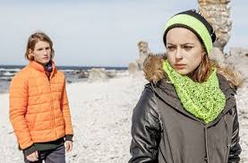 Durch welche rolle wurde die gerichtsmedizinerin aus der kommissar und das meer bekannt? Der Kommissar Und Das Meer In Einer Sternlosen Nacht Kritik Zum Film Tittelbach Tv