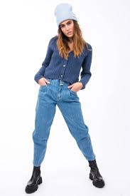 Jesus in blue jeans is an easy reading book. Closed Jeans A Better Blue Pearl In Vintage Denim Gruener At