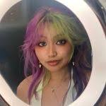 Leanna Graf's Instagram, Twitter & Facebook