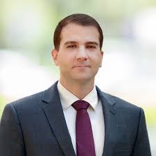 Eric Valle's Instagram, Twitter & Facebook