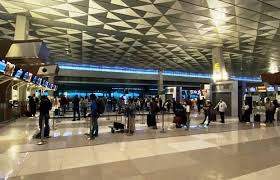 Saat ini kkp soetta membuka lowongan kerja terbaru dalam rangka mencari calon pegawai yang siap untuk bergabung sebagai pegawai bandara. Libur Paskah Trafik Penumpang 15 Bandara Naik 39 8 Persen