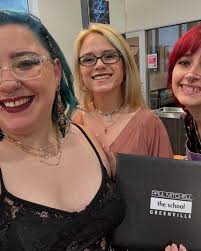 Monica Snell (@color_me_monica) · Instagram 照片和Reels