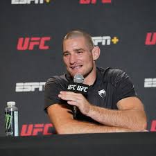 Sean strickland, with official sherdog uriah hall primetime. Zyjekpinaps6dm