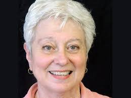 Leah Foote's Instagram, Twitter & Facebook