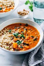 One Pot African Peanut Stew A Warm And Comforting Meal That S Super Easy To Make Vegan And Gluten Free With Oil Peanut Stew African Peanut Stew Stew Recipes