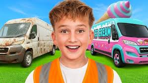 Çocuk videosu. Leo McQueen gibi hızlı olmak istiyor.