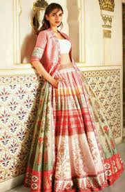 We have lehengas in mesmerising colours and fabric with exemplary. 55 Indian Wedding Guest Outfit Ideas What To Wear To Indian Wedding Bling Sparkle