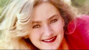 Concert pianist, 97, returns to stage after suffering injuries in car crash 