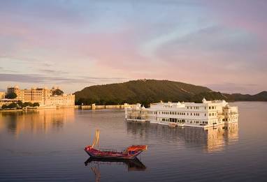 Lake Pichola, Udaipur, AI generated