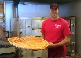 Looking For A Delicious Real Italian Pizza Go To Luigi S Pizza In Morehead City Nc Coast Restaurant City Dining Great Restaurants