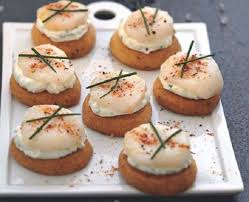 Sables Au Piment Fromage Frais Et Saint Jacques Crues Alimentation Gateau Aperitif Aperitif