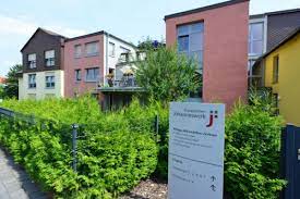 Das haus liegt im ruhigen kurort bad driburg und befindet sich in zentraler lage, umrahmt von einer herrlichen gartenanlage. Hvz Heimverzeichnis Philipp Melanchthon Zentrum