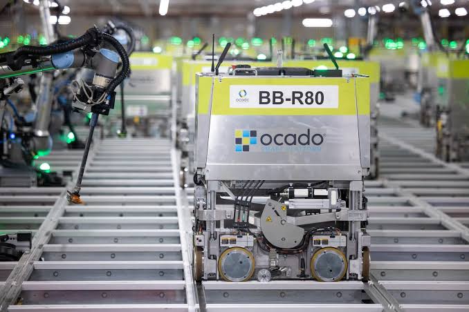 Ocado Gets $350 Million From Kroger for Warehouse Closures - Bloomberg