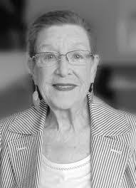 Barbara Eagles's Instagram, Twitter & Facebook