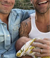 Ricky martin feat sebastian yatra — falta amor (single 2020). Ricky Martin Introduced His Fourth Kid See Photos Of His Family