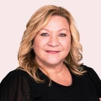 Tricia Higgins's Instagram, Twitter & Facebook