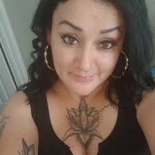 SINGLE VEHICLE CRASH MEDIA RELEASE 25-02924 At approximately 3:35 a.m., a  single-vehicle crash occurred in the northbound lanes of the 2900 block of  I-35E. The vehicle left the roadway, went over the