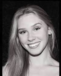 Deborah Chen knows the power of strong foundations. A former principal  dancer with Manassas Ballet Theatre, she now teaches Creative Dance,  Pre-Ballet, Lower Division, and Adult Open Classes to! Through her guidance,