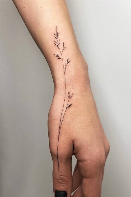 90 Tattoo Between Thumb And Index Finger: Hand Tattoo Ideas - Artistic Haven