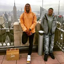 Joe douglas wants deshaun watson, but he doesn't want to give 4 1s plus other picks/players. Deshaun And Brother In Nyc Deshaun Watson Clemson Football Nyc