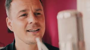 Grönemeyer herbert live halt mich nehm meine träume für bare münze, schwelge in phantasien / hab mich in dir gefangen, weiß nicht wie. Knappe Und Cosie Halt Mich Chords Chordify