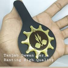 Riemogerz memberikan siapa pun hak untuk menggunakan karya ini untuk tujuan apa pun, tanpa persyaratan apa pun, kecuali yang ditetapkan oleh hukum. Tanjab Dkr Fiber Hq Tanda Jabatan Dewan Kerja Ranting Pramuka Shopee Indonesia