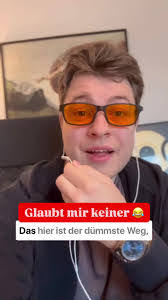 Leon Weber's Instagram, Twitter & Facebook