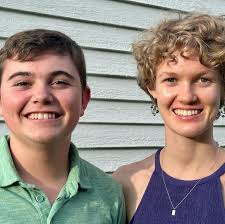 Fiona and Emmett updated their profile picture.