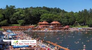 Confortul, eleganţa şi rafinamentul le aveţi. Lacul Ursu Sovata Obiective Turistice Romania Lacul Ursu Sovata
