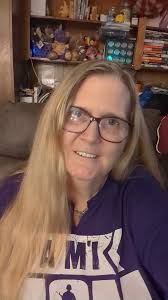 Hello, I just finished this wall hanging