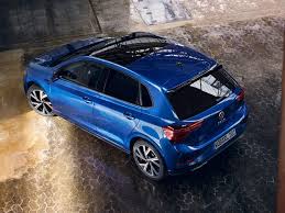 Volkswagen muss sich ja immer wieder den kommentar gefallen lassen, dass die modelle in allen bereichen massentauglich und wenig auffällig sind. Der Neue Polo Modelle Volkswagen Deutschland