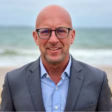 Not using LinkedIn as Facebook, proud of my son for winning Engineering  Awards at his High School Awards Ceremony last night. Not only did he  graduate with awards in Engineering, he also