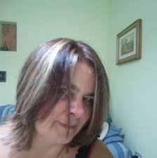 Un formaggio di latte caprino, con i fiori (malva, fiordaliso, rosa..ecc)-  eccezionale! Ho preso due....se sapessi come buono, ne avrei preso...una  decina... Promosso con cento e lode!